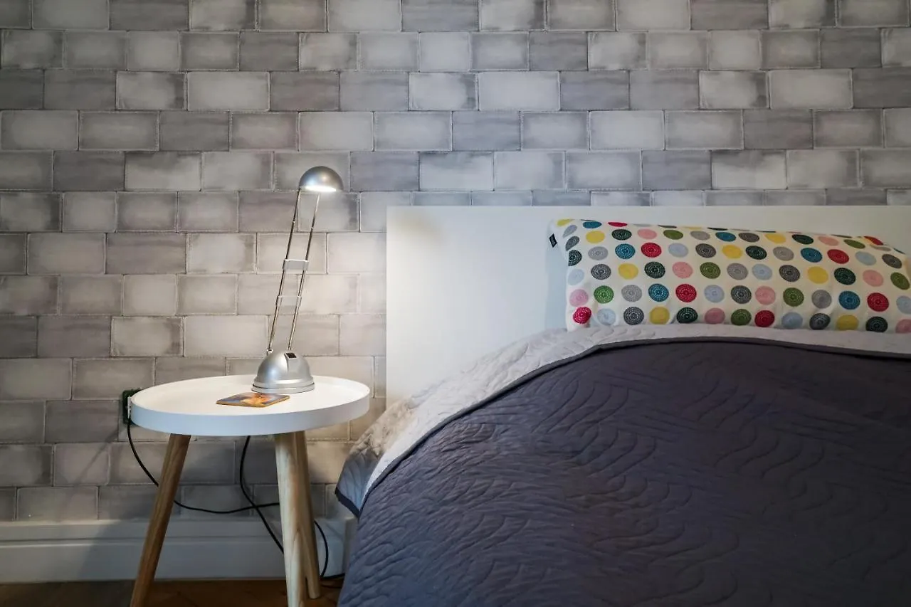 Victoriei Bricks Apartment Bucharest 0*,