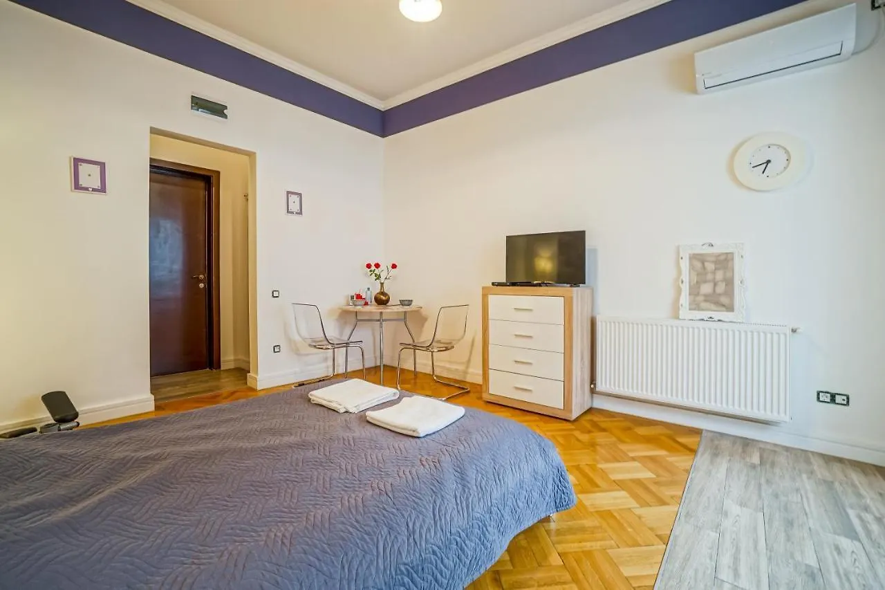 Victoriei Bricks Apartment Bucharest 0*,  Romania